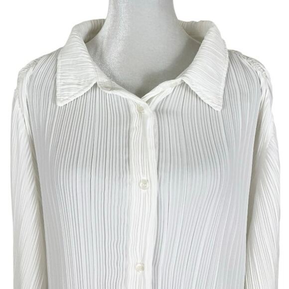 Good American Always Fits Plisse Button Down Shirt in White Size 5/6 1XL 2XL NWT - Picture 4 of 10